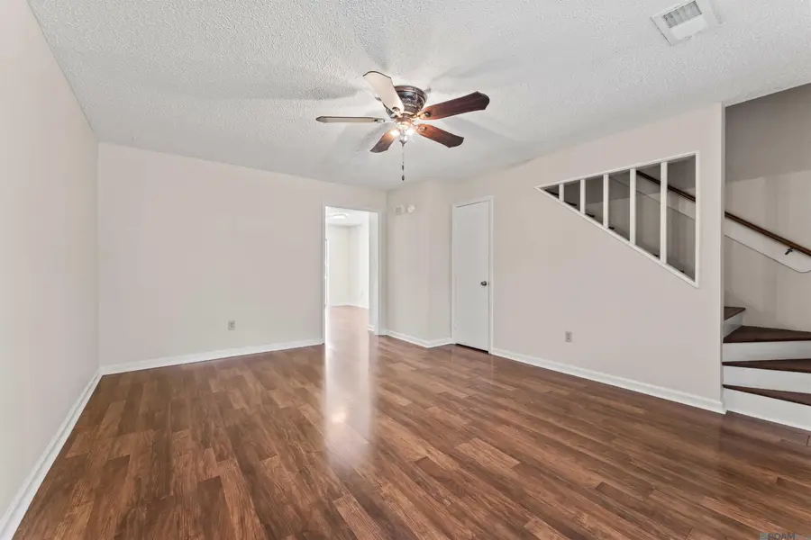 7522 Beekman Dr, Baton Rouge, LA 70817 - #2