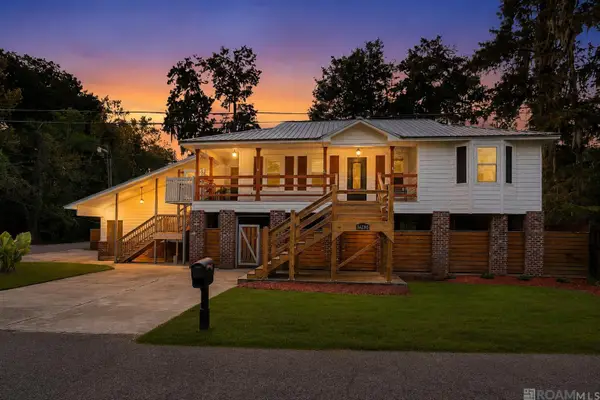 14490 Samantha Dr, Denham Springs, LA 70726