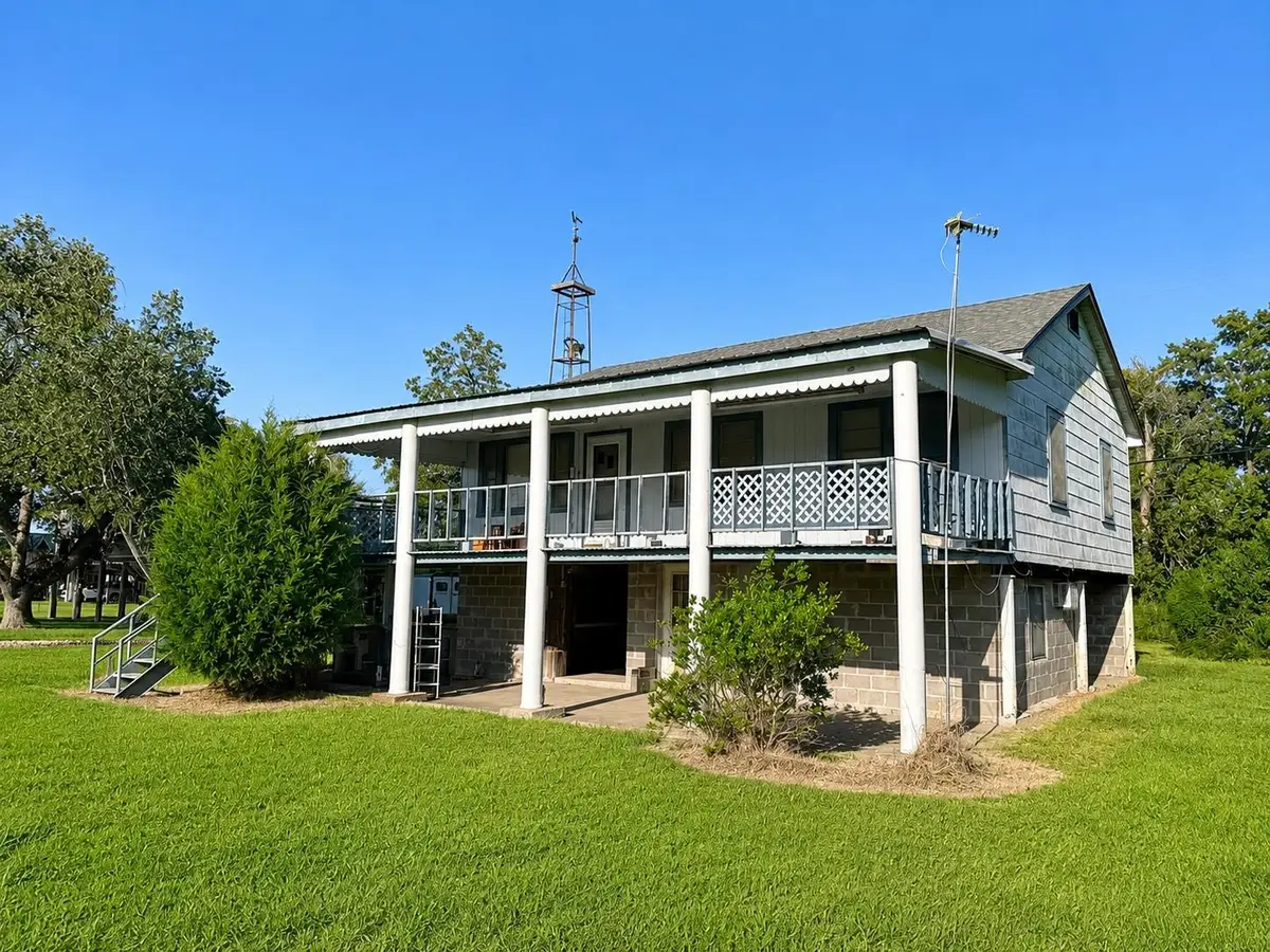 2047 Bayou Dularge Rd, Theriot, LA 70397 - #1