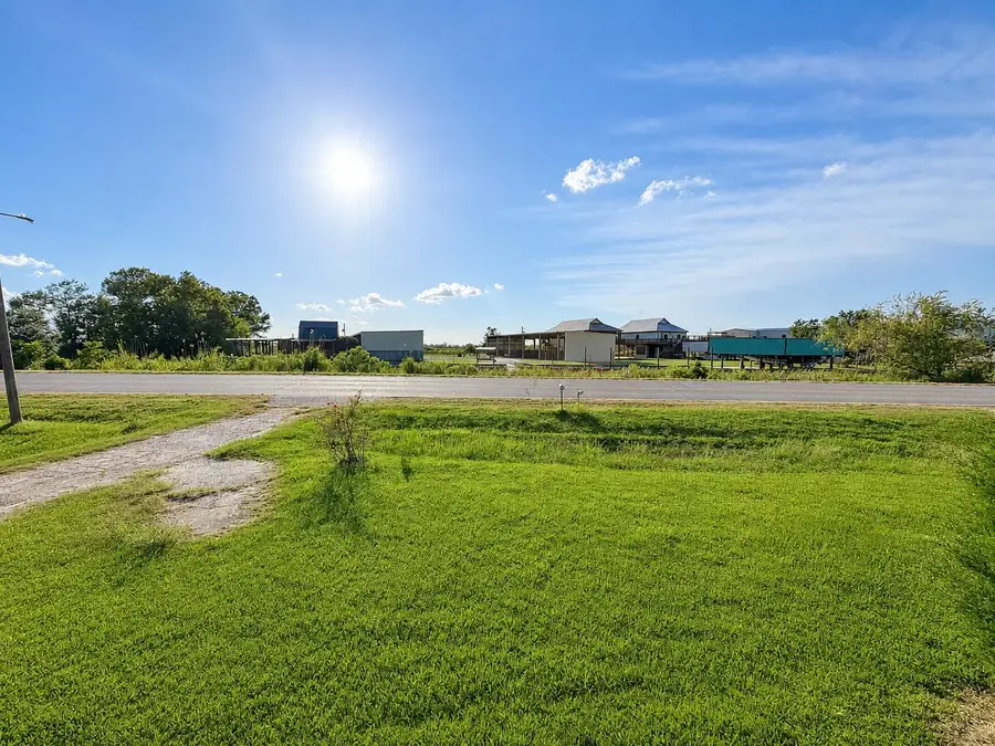 2047 Bayou Dularge Rd, Theriot, LA 70397 - #3