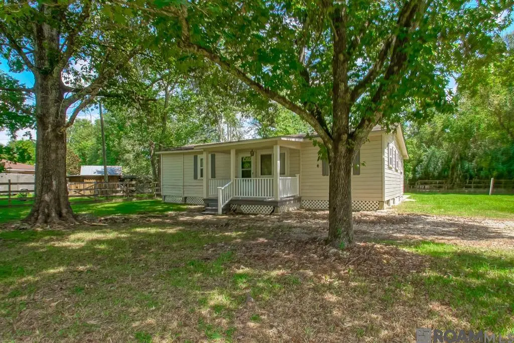 33872 Courtney Ln, Denham Springs, LA 70706 - #1
