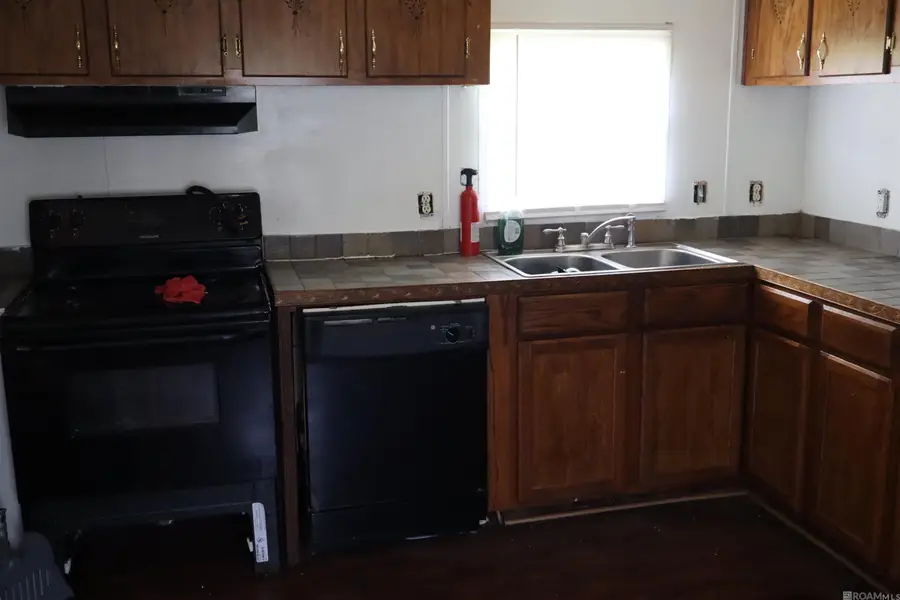 41030 J D Gautreau Rd, Gonzales, LA 70737 - #2