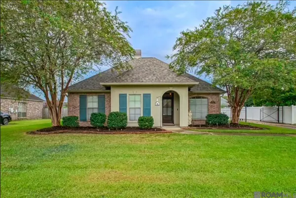 6685 Windwood Dr, Zachary, LA 70791