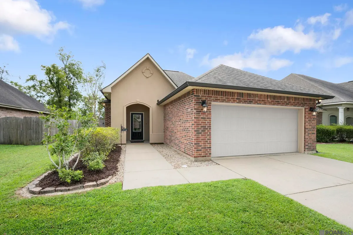 9346 Falling Oak Dr, Baton Rouge, LA 70817 - #1