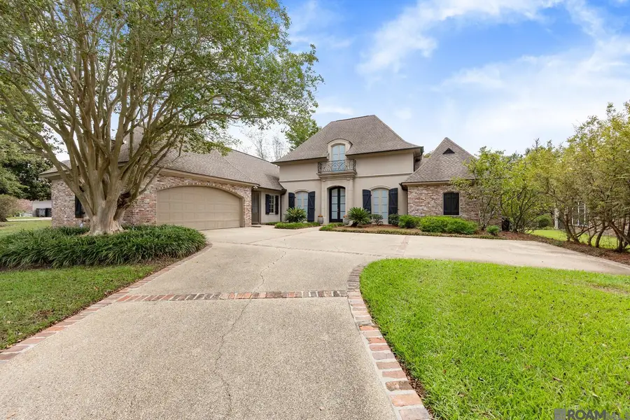 18312 Green Lakes Ct, Baton Rouge, LA 70810 - #2