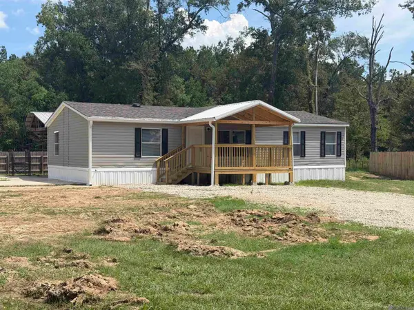 24562 Kenneth Dr, Denham Springs, LA 70726