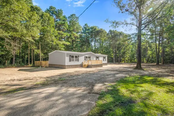26862 Jennifer Ln, Denham Springs, LA 70726