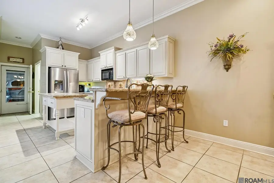 5484 Greens Ct, Gonzales, LA 70737 - #3
