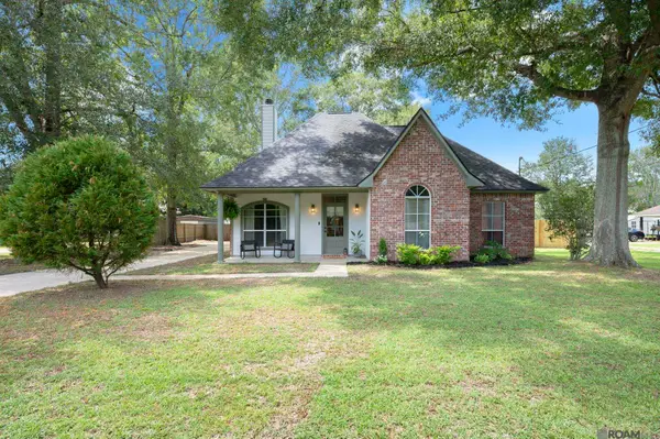 27561 Country Drive, Walker, LA 70785