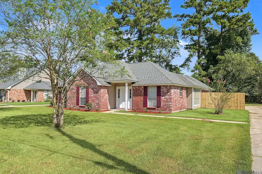 13973 Guy St, Walker, LA 70785 - #2