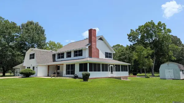 7944 Comite Acres Dr, Baker, LA 70714