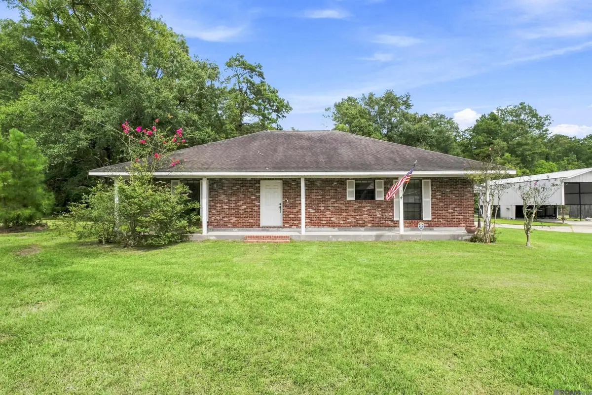 35384 Curtis Dr, Denham Springs, LA 70706 - #1