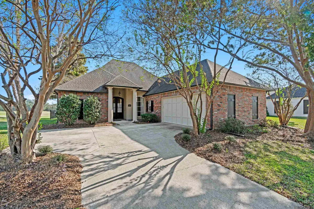 2990 Muirfield Dr, Zachary, LA 70791 - #1