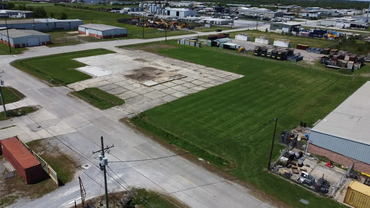 190 Thompson Rd, Houma, LA 70363 - #1