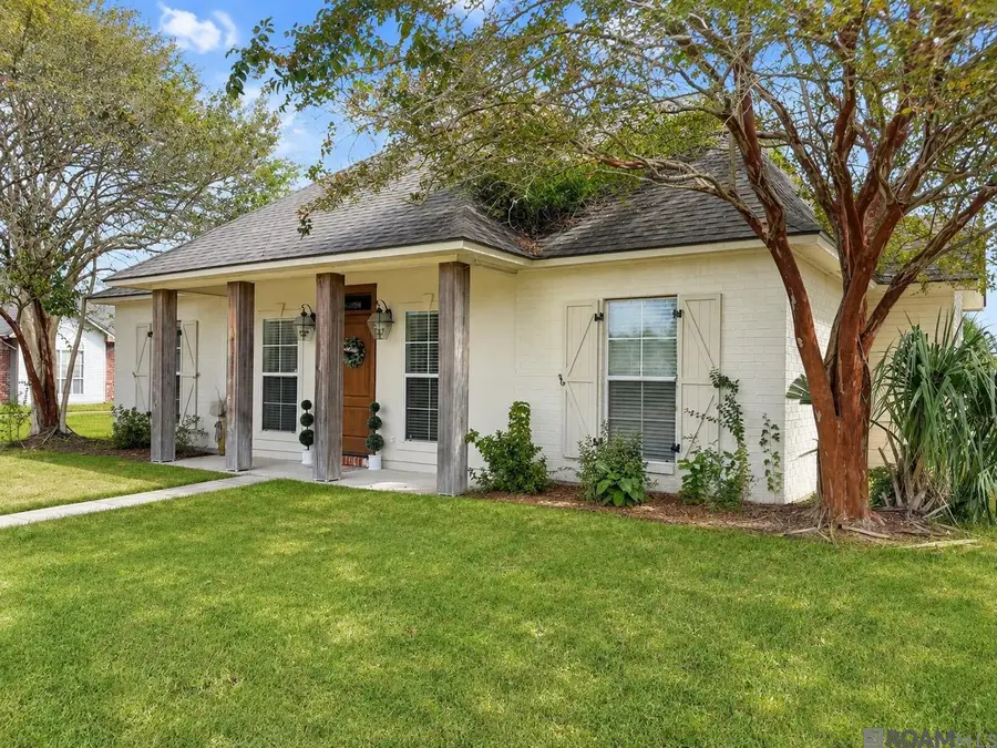 6406 Woodside Dr, Zachary, LA 70791 - #2