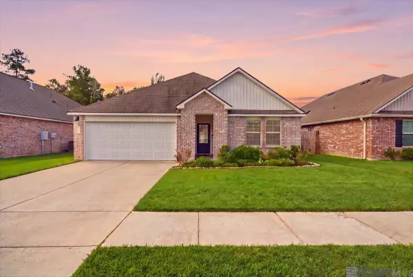 35512 Grovemont Dr, Denham Springs, LA 70706
