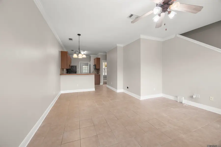 10600 Lakes Blvd #1205, Baton Rouge, LA 70810 - #3