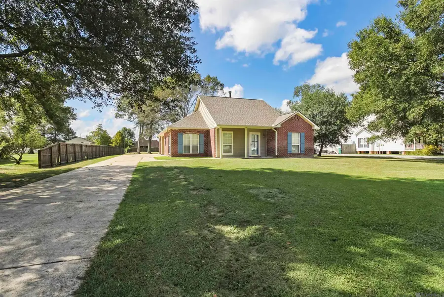 10480 Eagle Crest Rd, Denham Springs, LA 70726 - #2