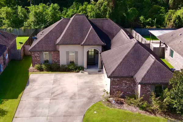16926 Bradford Ave, Greenwell Springs, LA 70739