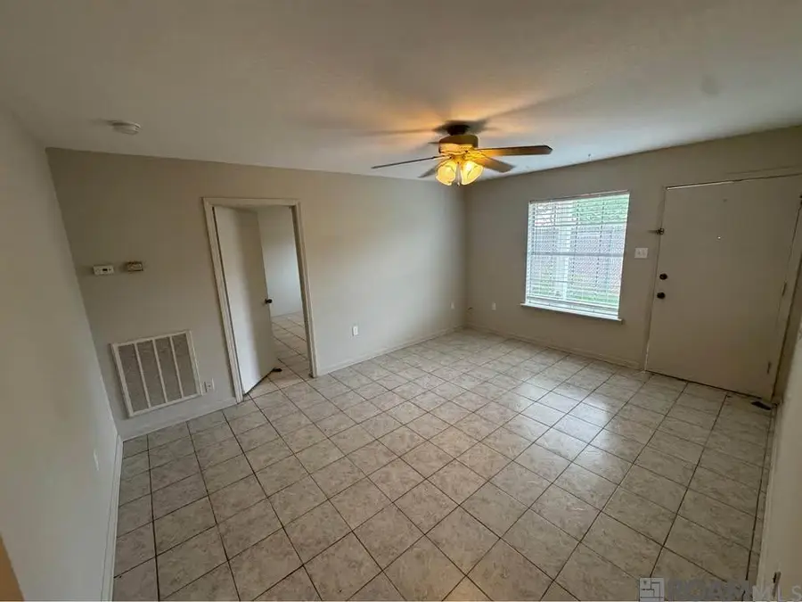 6368 Quin Dr, Baton Rouge, LA 70817 - #3