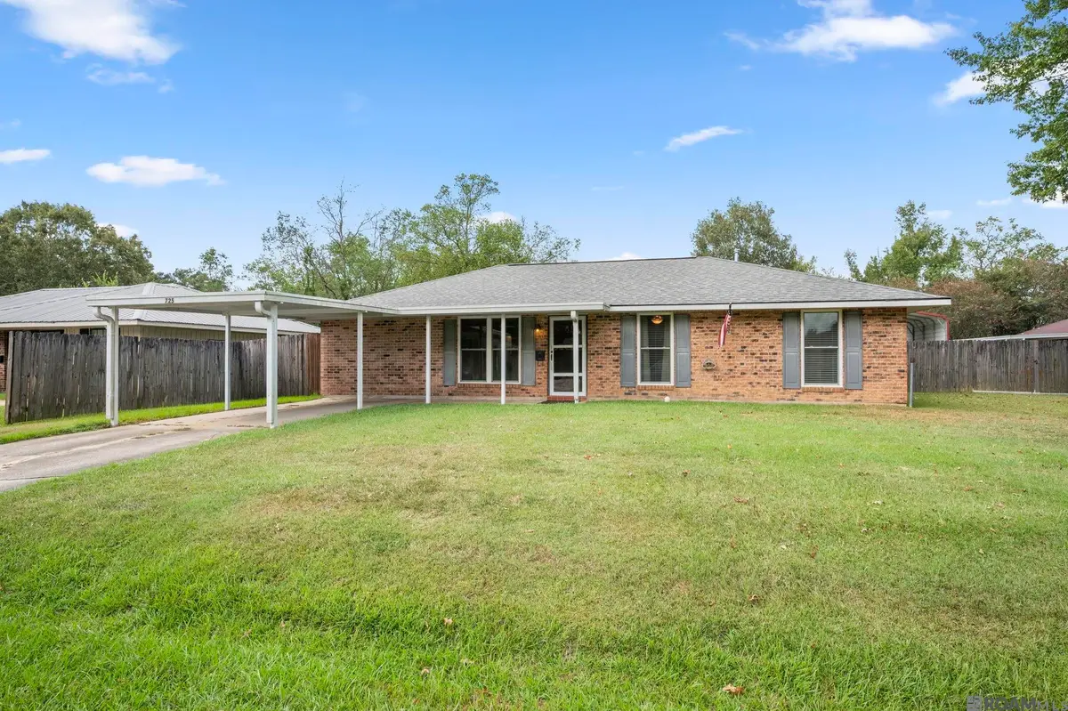 725 Kennedy Ave, Denham Springs, LA 70726 - #1