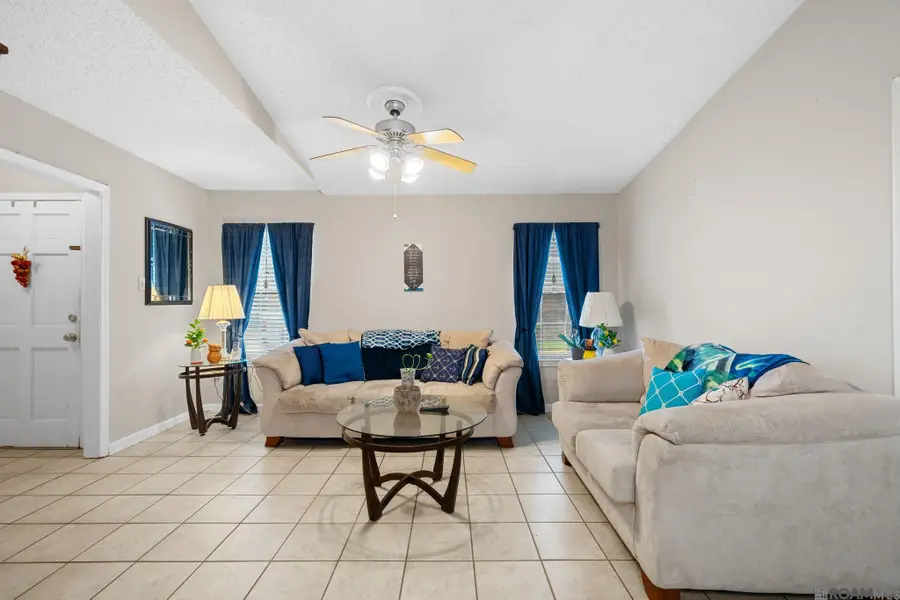 1115/1117 Willow Creek, Zachary, LA 70791 - #2