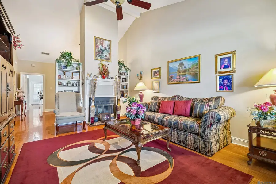 282 Mcgehee Dr, Baton Rouge, LA 70815 - #2