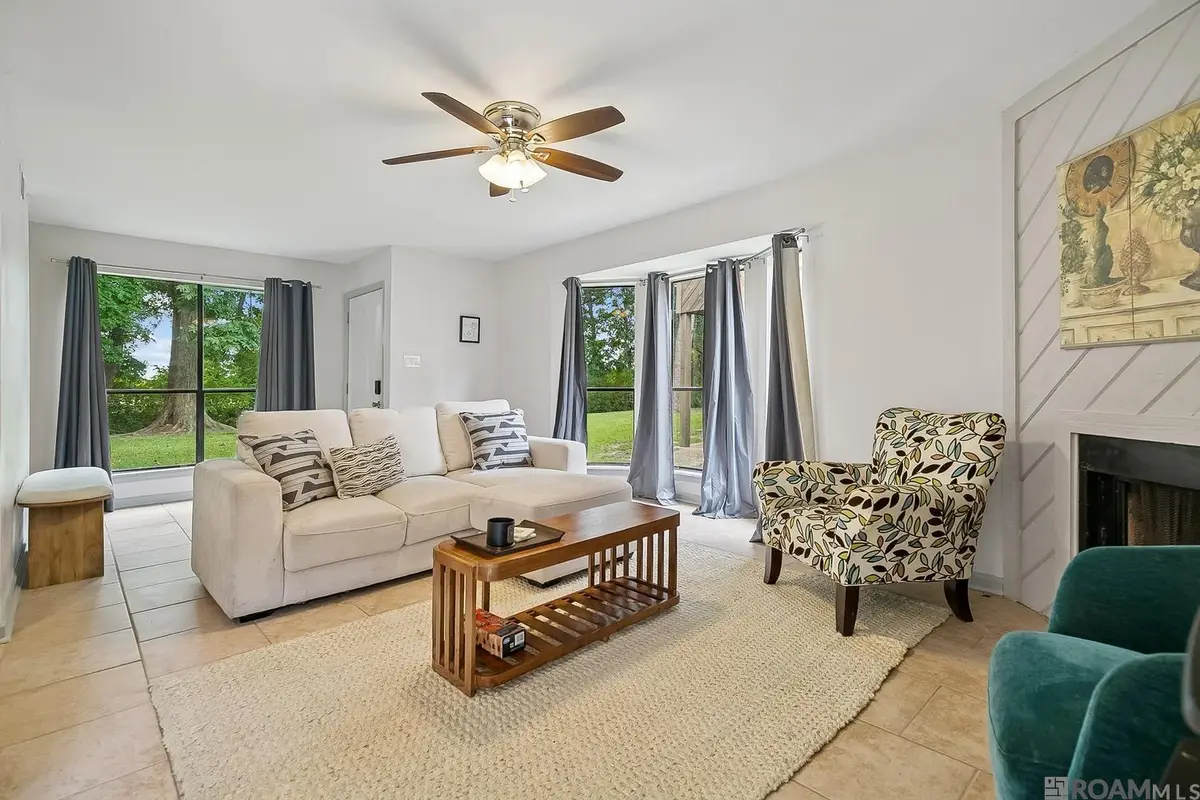 1727 S Brightside View Dr #E, Baton Rouge, LA 70820 - #1