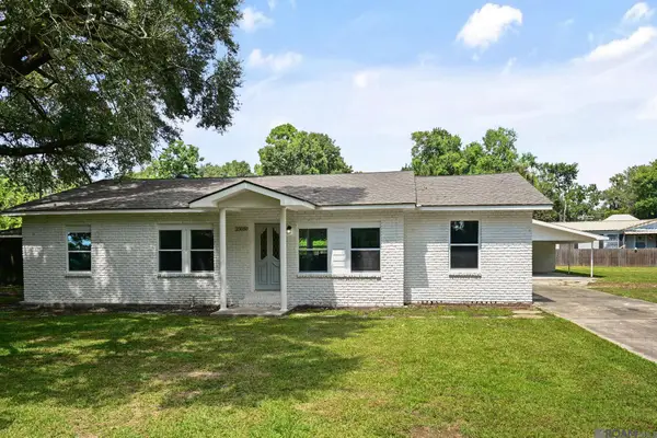 25050 Crescent St, Plaquemine, LA 70764