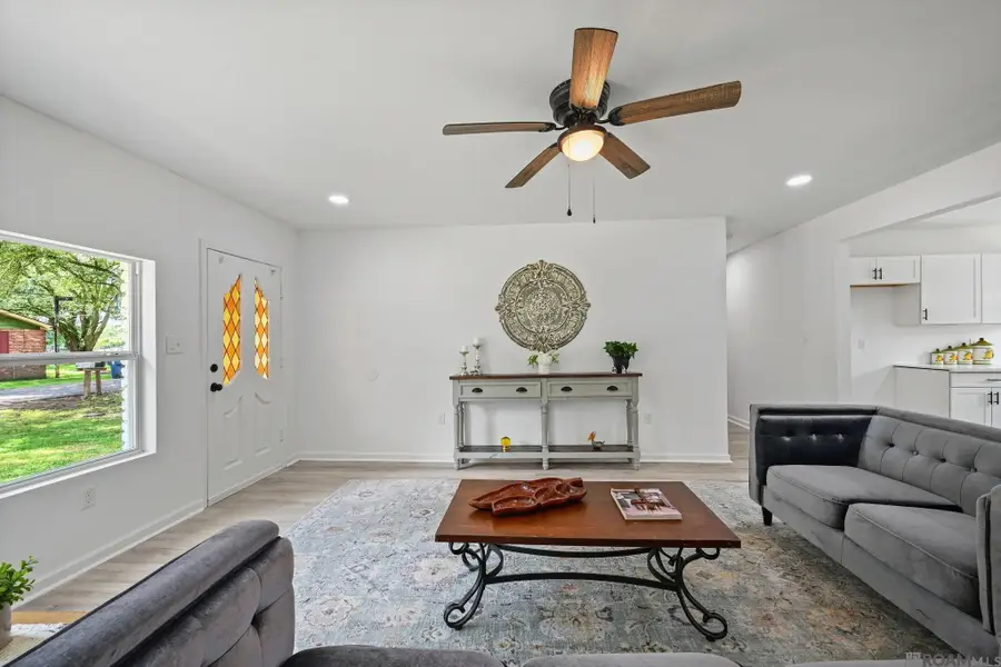 25050 Crescent St, Plaquemine, LA 70764 - #3