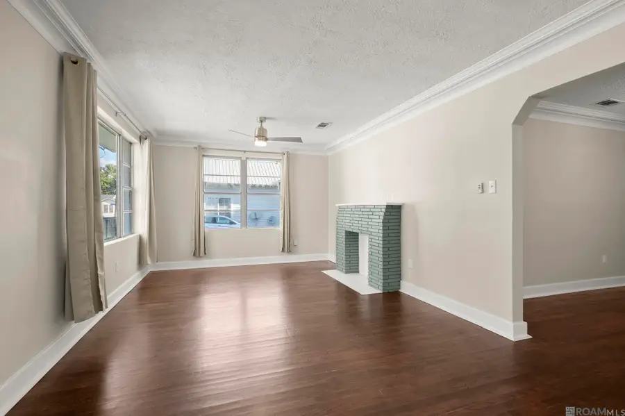 737 S 17th St, Baton Rouge, LA 70802 - #2