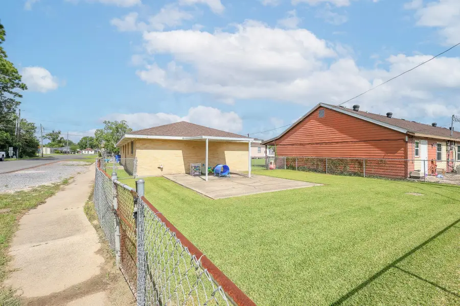 1001 East 12th Street, Thibodaux, LA 70301 - #2