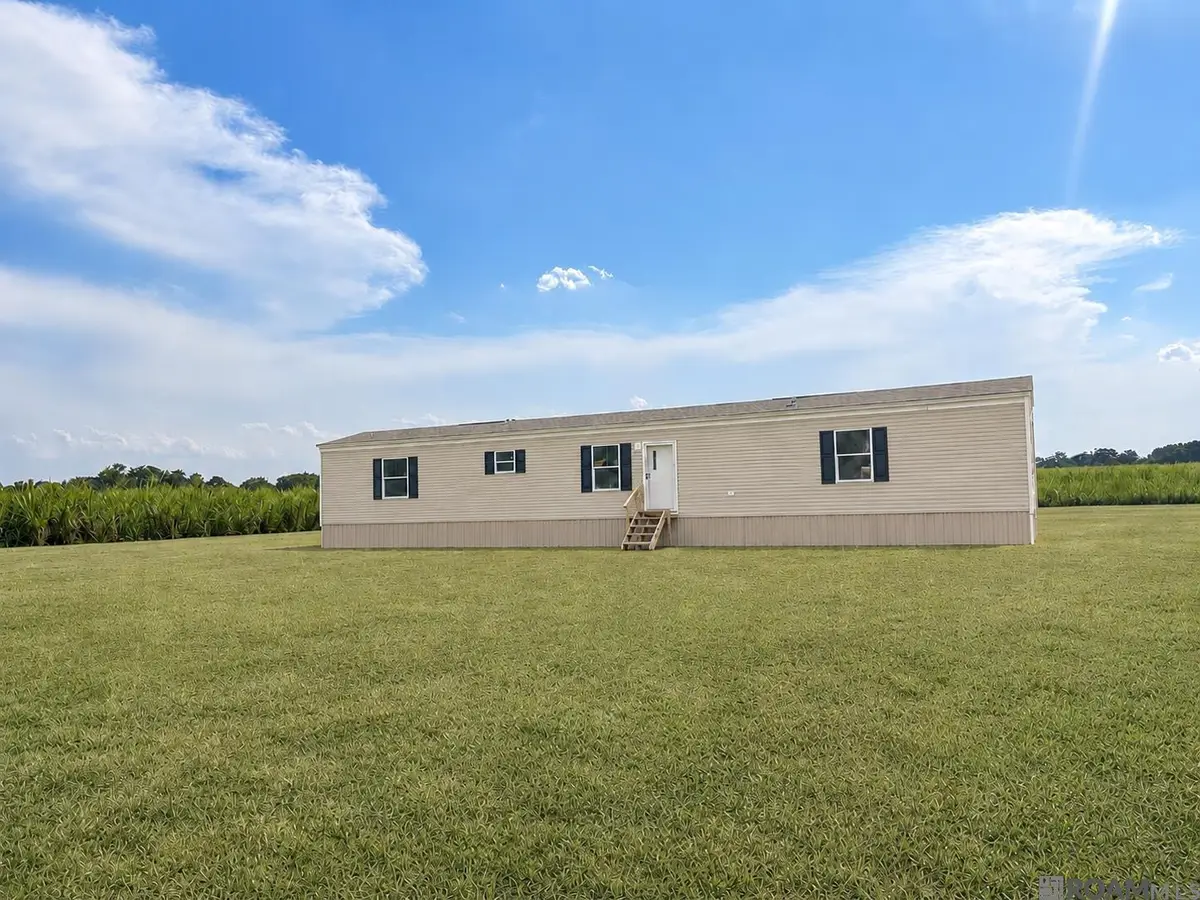 1053 Jeffery Broussard Rd, Breaux Bridge, LA 70517 - #1