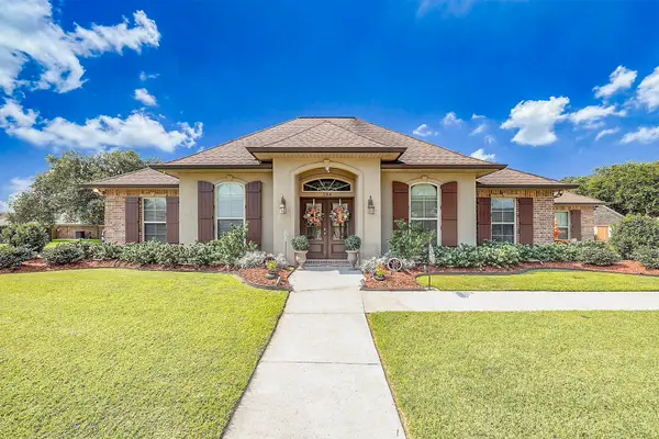 104 Melrose Dr, Thibodaux, LA 70301
