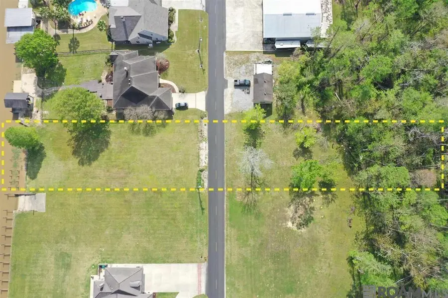 12595 Bayou Terrace Dr, Saint Amant, LA 70774 - #2