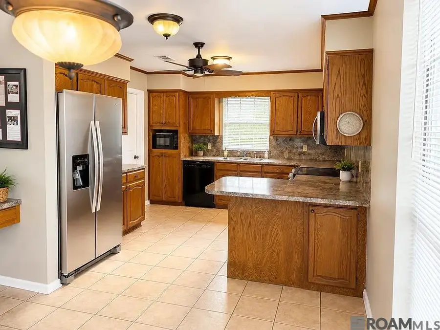 2167 Elkwood Dr, Baton Rouge, LA 70816 - #3