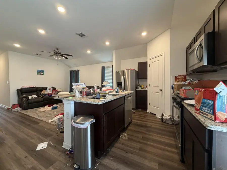 917 Michigan Ave, Port Allen, LA 70764 - #2