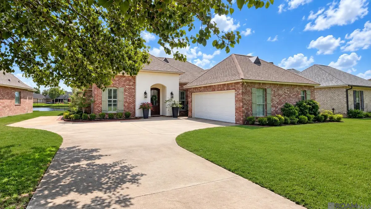 331 Lakeshore Dr, Oscar, LA 70762 - #1