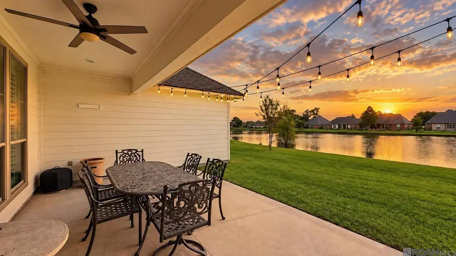 331 Lakeshore Dr, Oscar, LA 70762 - #2