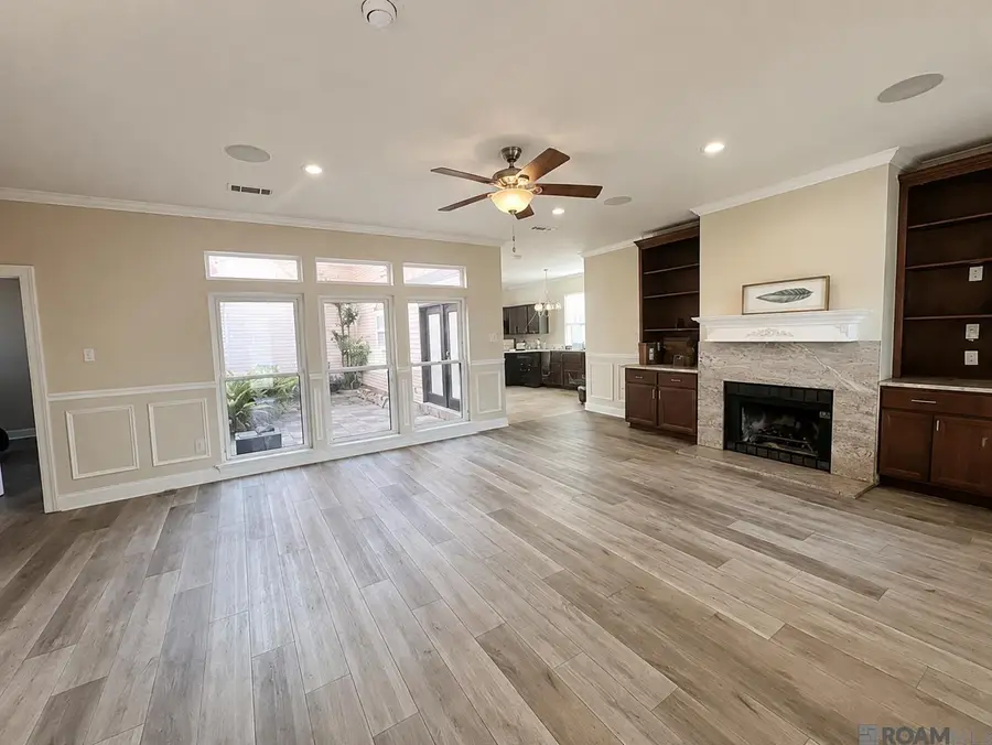 15430 Woodlore Dr, Baton Rouge, LA 70816 - #3