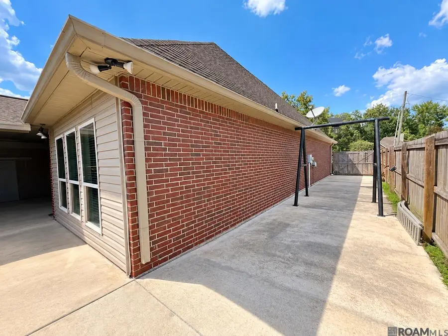13138 Montrose North, Denham Springs, LA 70726 - #2