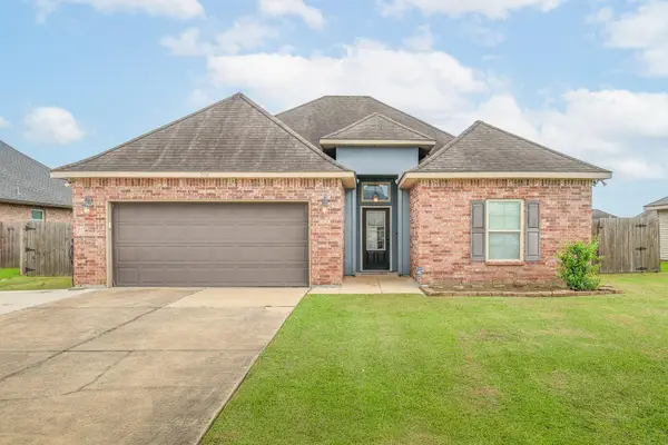 208 Harvest Court, Thibodaux, LA 70301