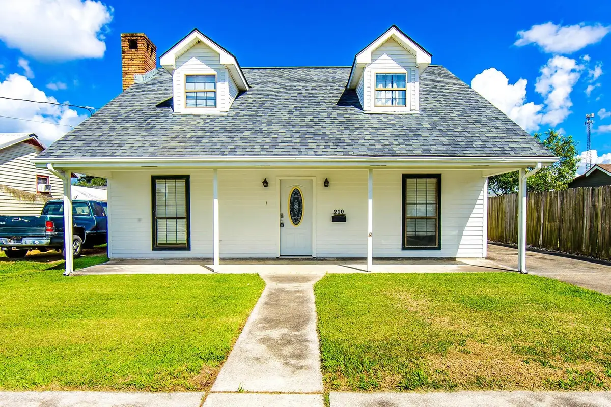 210 Church St, Lockport, LA 70374 - #1