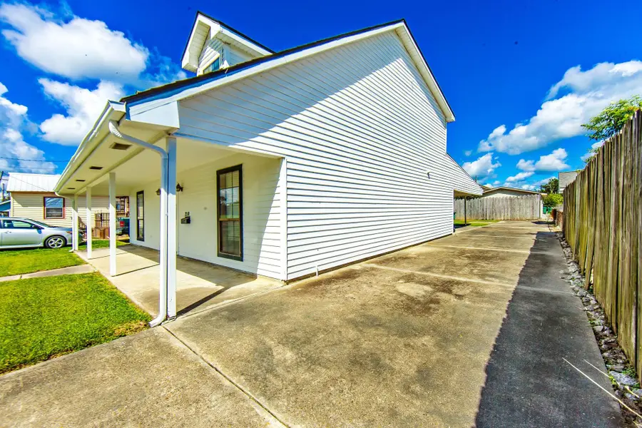 210 Church St, Lockport, LA 70374 - #2