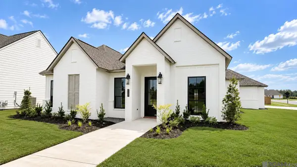 7025 Ardennes Dr, Baton Rouge, LA 70820