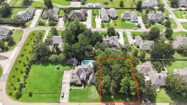 19083 Country Club Ln, Hammond, LA 70401