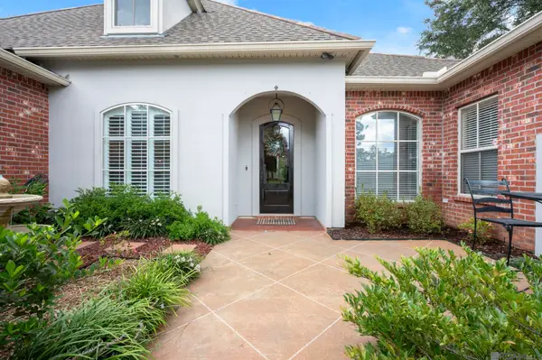 19337 Country Club Ln, Hammond, LA 70401