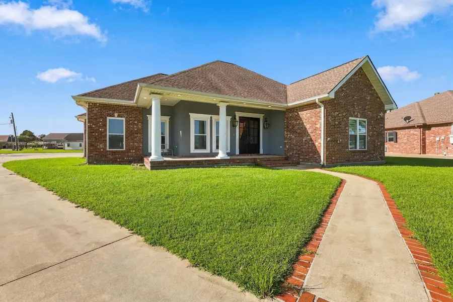 225 Chase Dr, Bourg, LA 70343 - #2