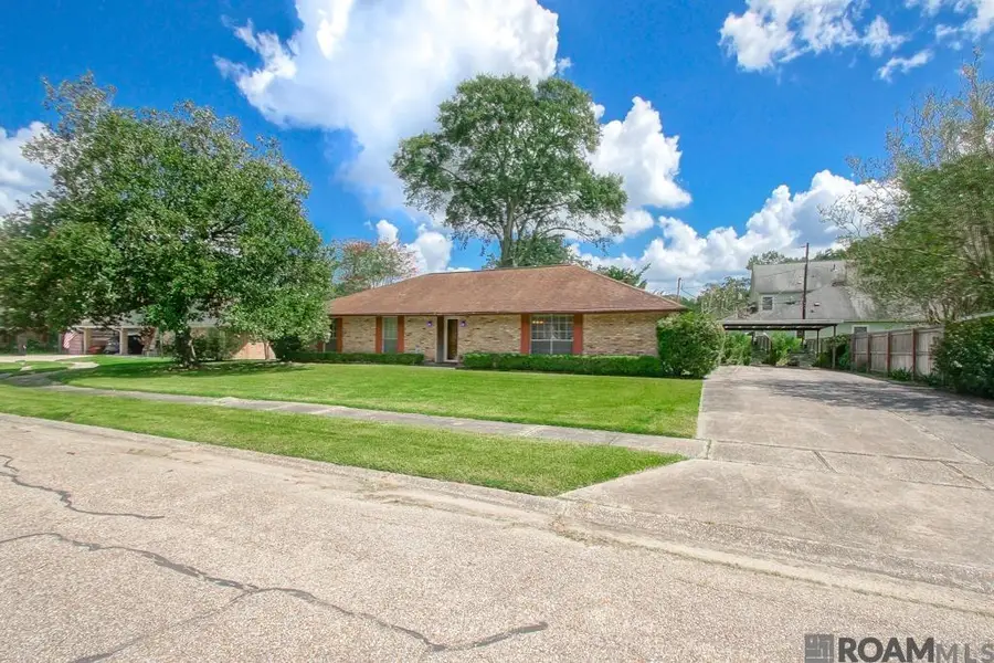 955 Lils Ct, Baton Rouge, LA 70806 - #2