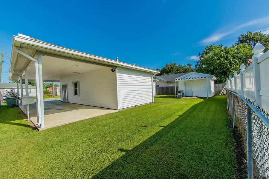 304 Patterson St, Houma, LA 70363 - #2